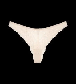 Braga Brasileña Triumph Amourette Charm Highleg Brazilian