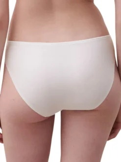 Braga Clasica Chantelle Every Curve