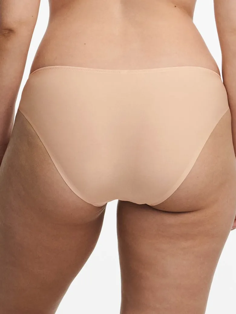 Braga Clasica Chantelle Every Curve