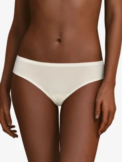 Braga Clasica invisible Chantelle Soft Stretch C2643