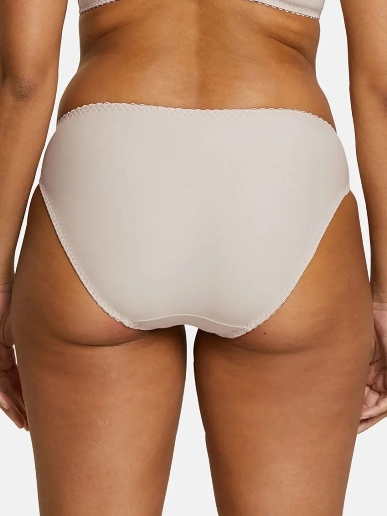 Braga Clasica Sans Complexe Arum