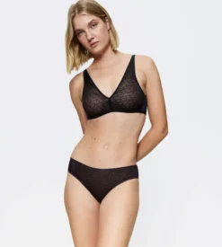 Braga Clasica Triumph Signature Sheer Tai EX