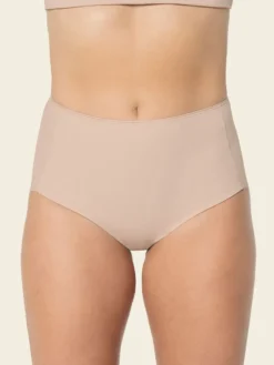 Braga faja efecto invisible de control fuerte en abdomen Leonisa 012949