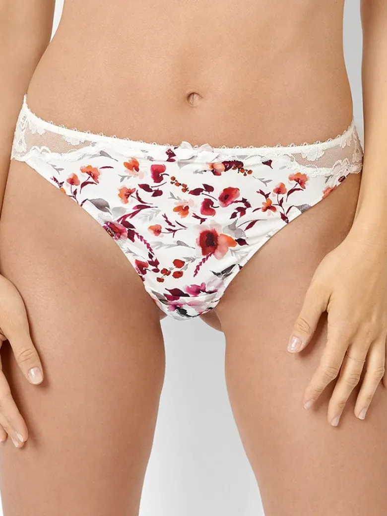 Brasileña Sans Complexe Muse Tanga AE80