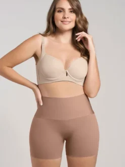 Faja short de control moderado aspecto invisible con fajón antideslizante Leonisa 012970