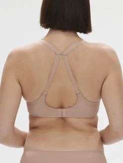 Sujetador Simone Perele Spacer escotado con aros Reve 12Z316