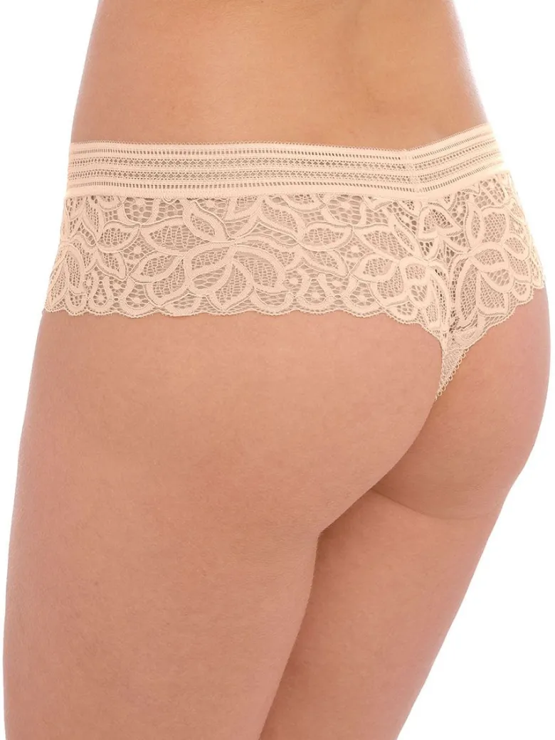 Tanga brasileña Wacoal Raffine WE148007